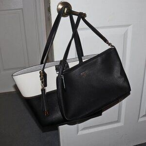 Guess Large  Purse Bag Handbag Tote Shoulder Bag 19"X11" W/Extra Guess Bag